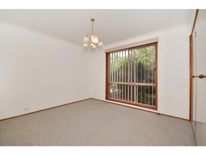 15 Wilhelmi Crescent, Banks ACT 2906