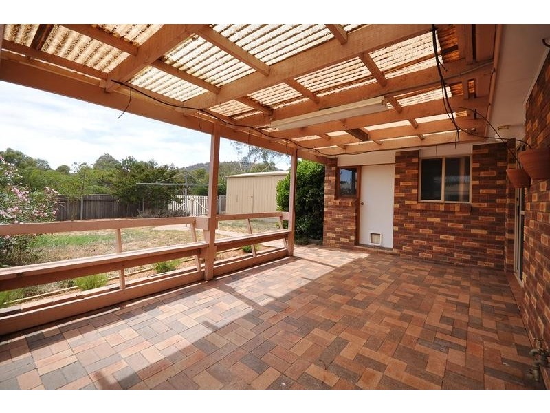 15 Wilhelmi Crescent, Banks ACT 2906