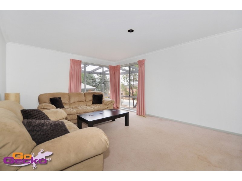 6 Sharman Place, Gordon ACT 2906