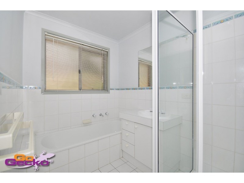 6 Sharman Place, Gordon ACT 2906