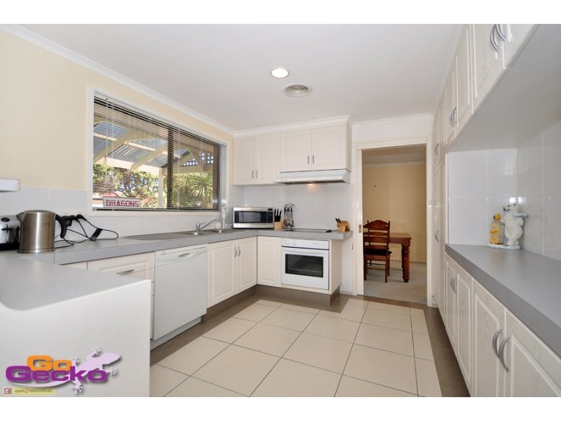 6 Paul Place, Monash ACT 2904
