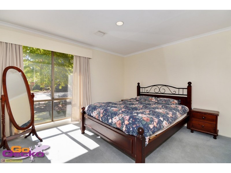 6 Paul Place, Monash ACT 2904