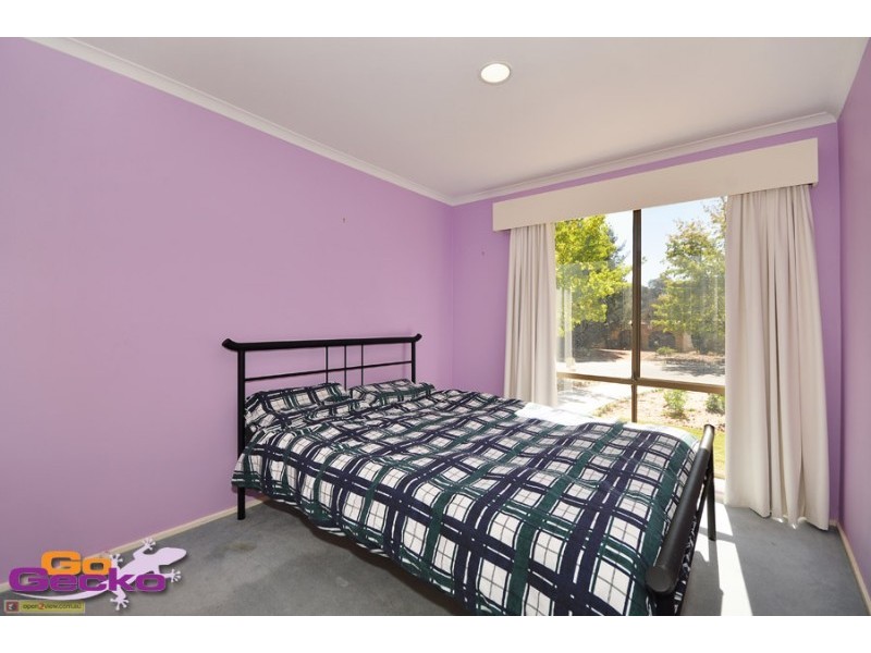 6 Paul Place, Monash ACT 2904