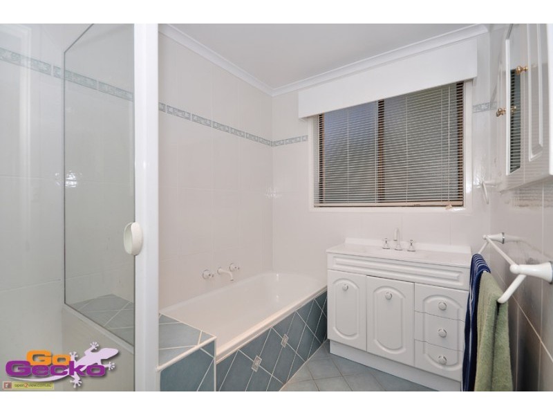 6 Paul Place, Monash ACT 2904