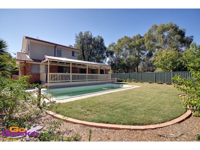 6 Paul Place, Monash ACT 2904