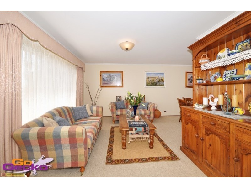 5 Tregellas Crescent, Banks ACT 2906