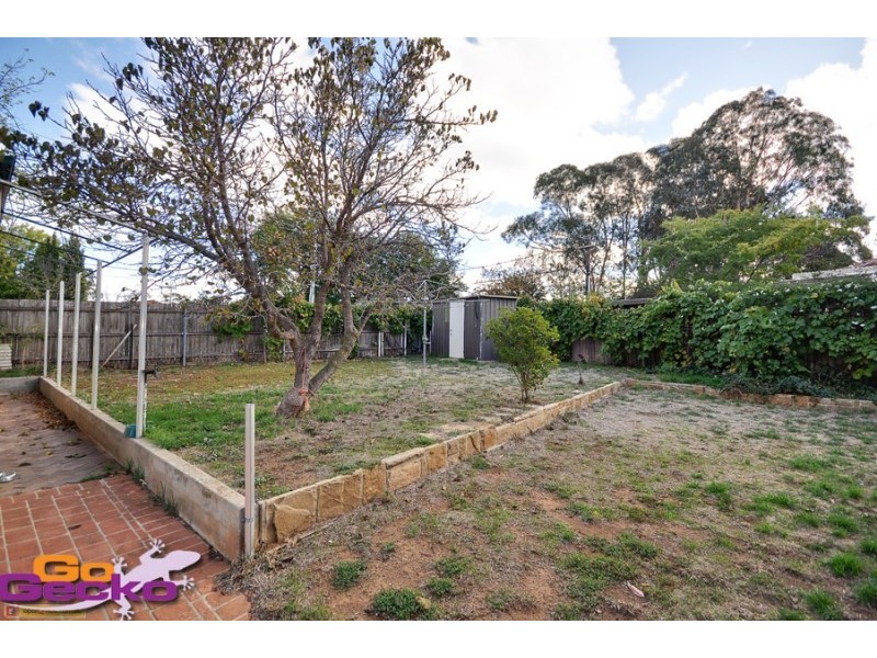 28 Tarana Street, Narrabundah ACT 2604
