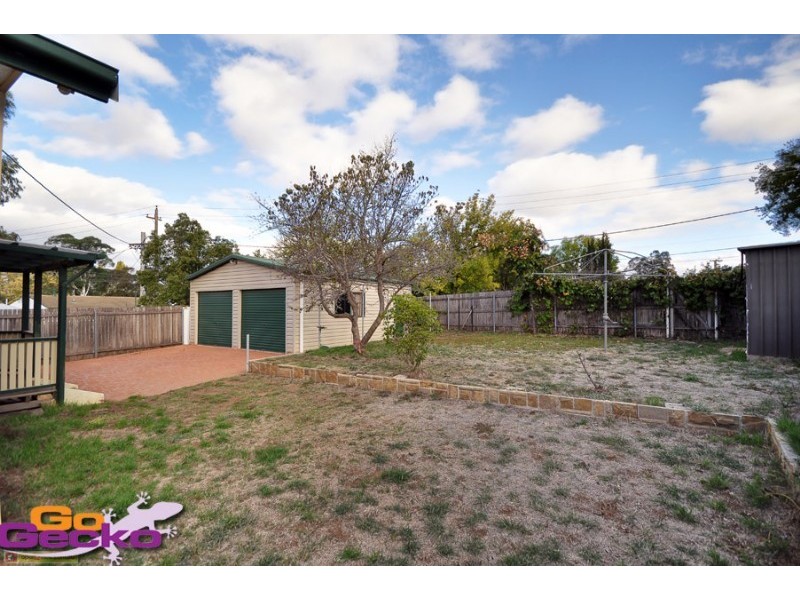 28 Tarana Street, Narrabundah ACT 2604