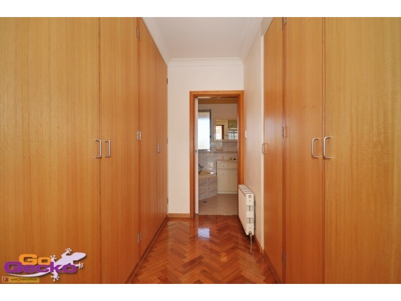 21 Michael Holt Crescent, Gordon ACT 2906