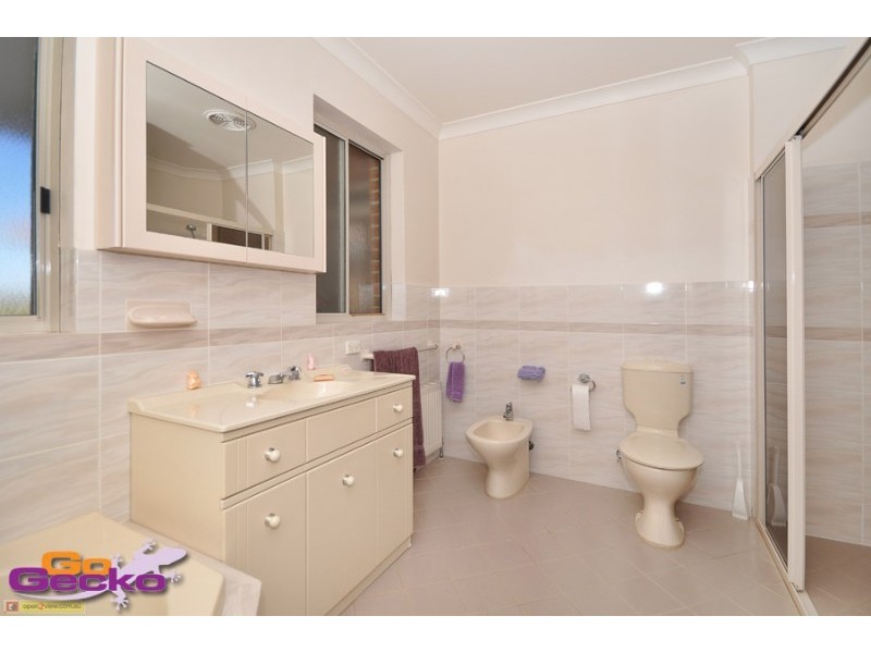 21 Michael Holt Crescent, Gordon ACT 2906