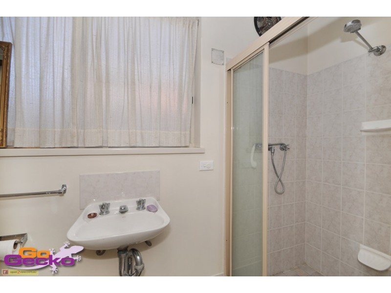 21 Michael Holt Crescent, Gordon ACT 2906