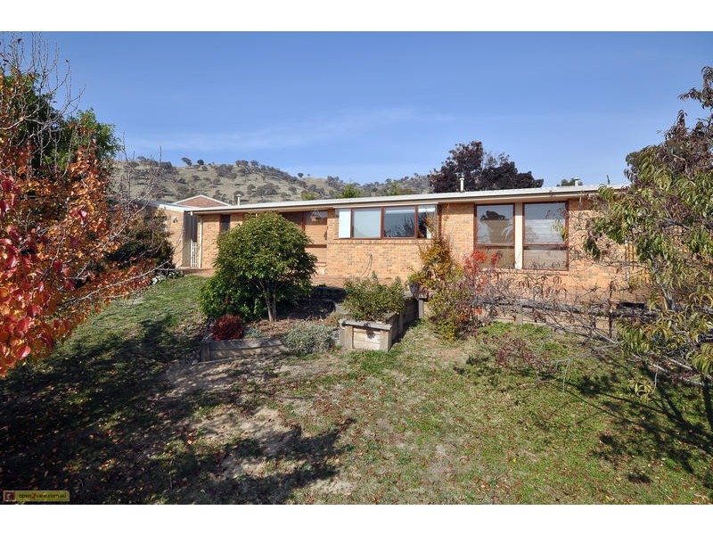 5 Stead Place, Banks ACT 2906