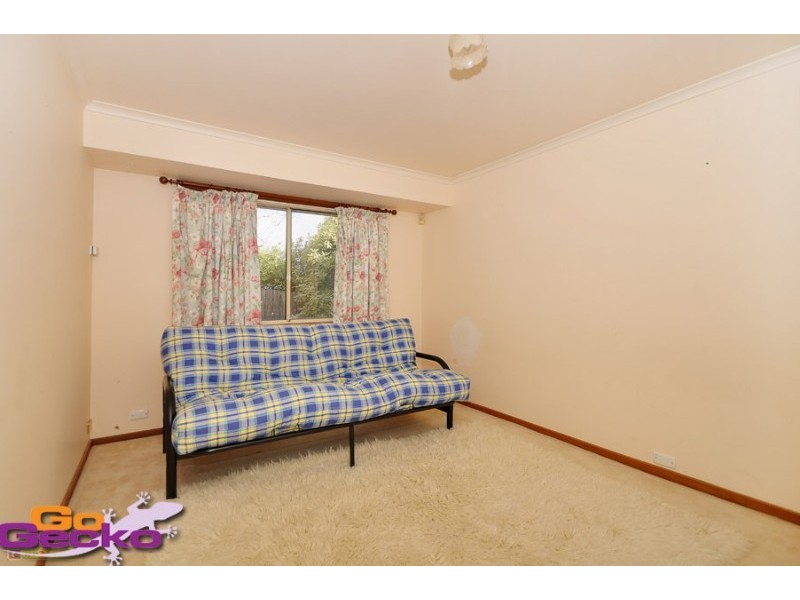 8 Callaway Crescent, Gordon ACT 2906