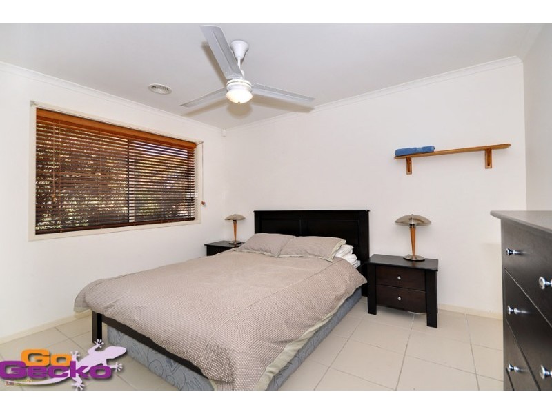 1/5 Florence Fuller Crescent, Conder ACT 2906