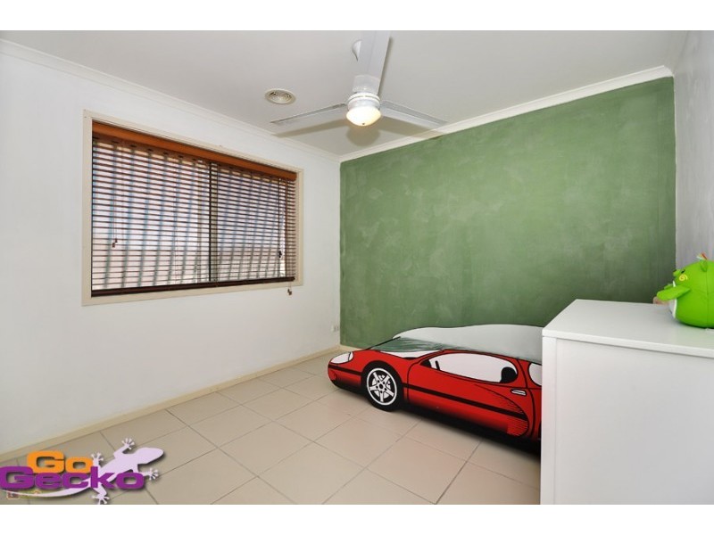 1/5 Florence Fuller Crescent, Conder ACT 2906