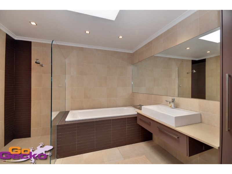 13 Lort Place, Chisholm ACT 2905