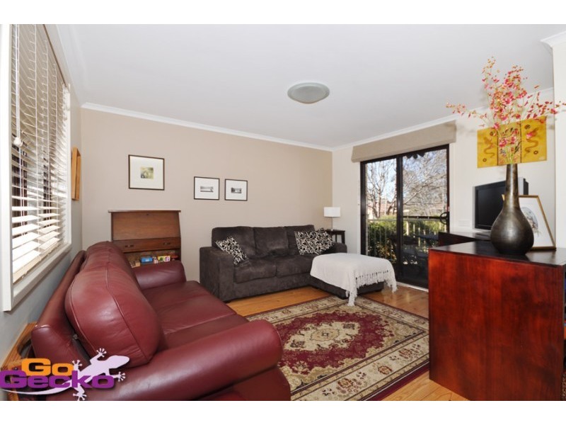8 Habgood Place, Kambah ACT 2902
