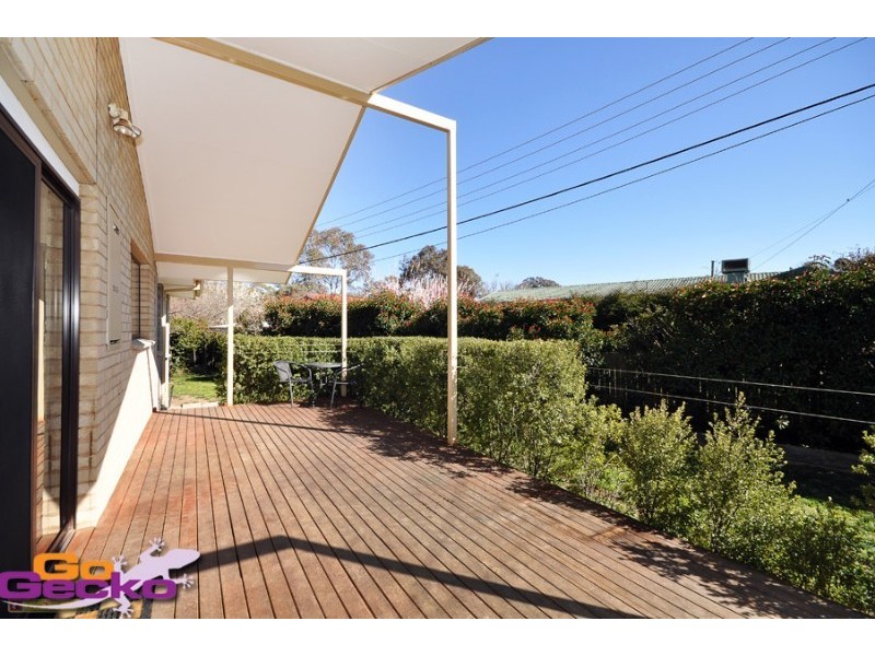 8 Habgood Place, Kambah ACT 2902