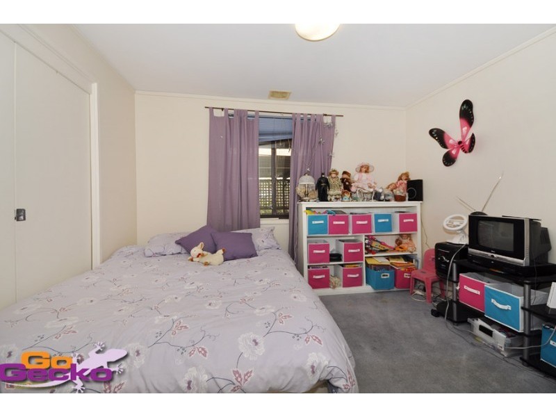 4 Dare Place, Kambah ACT 2902