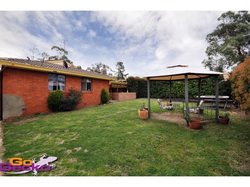 4 Dare Place, Kambah ACT 2902
