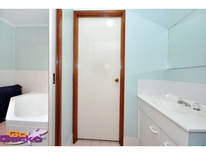 13/26 William Hudson Crescent, Monash ACT 2904