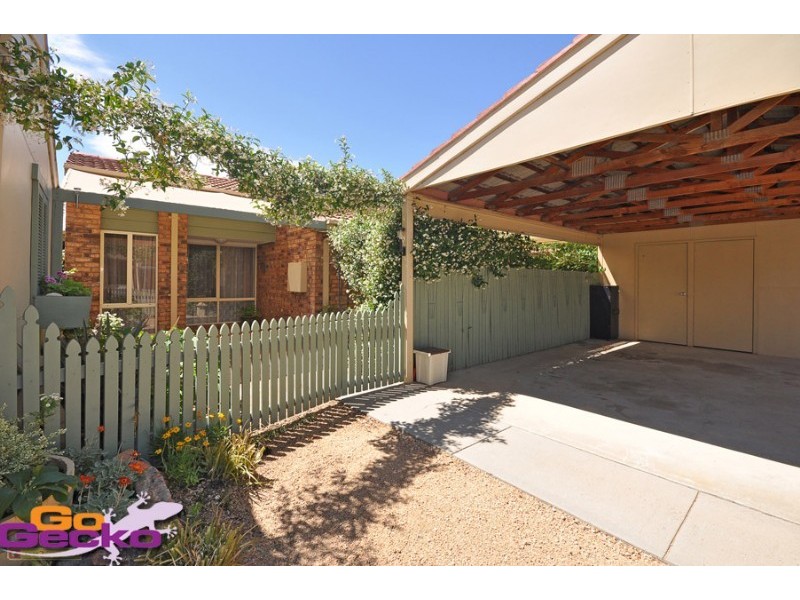 13/6 Blackett Crescent, Greenway ACT 2900