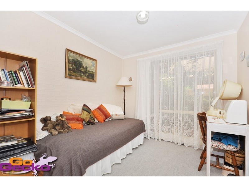 13/6 Blackett Crescent, Greenway ACT 2900