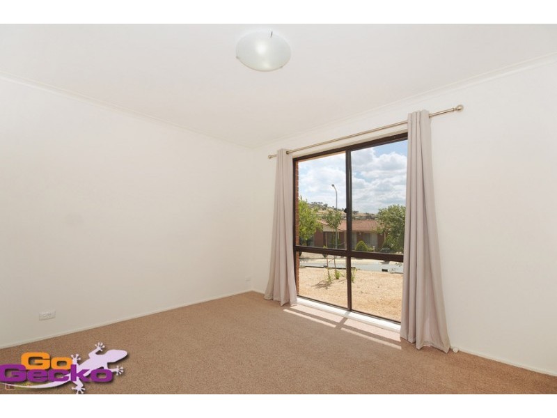 7 Tregellas Crescent, Banks ACT 2906