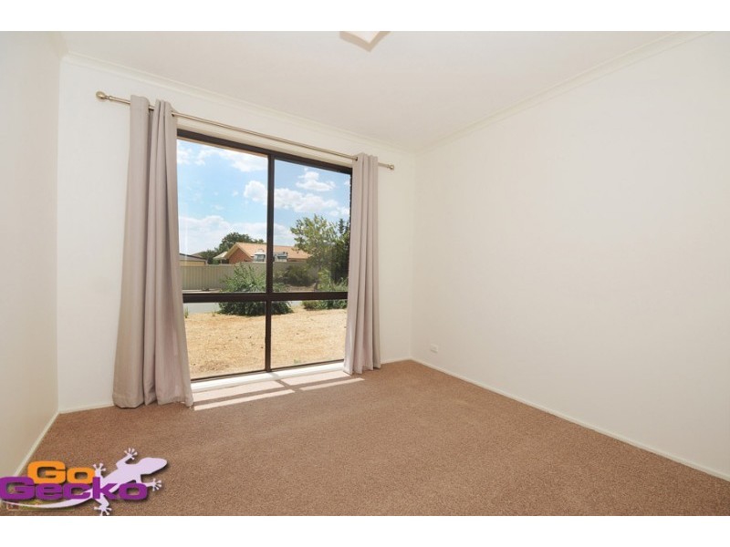 7 Tregellas Crescent, Banks ACT 2906