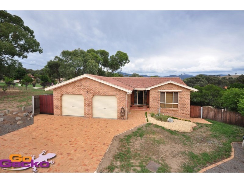 7 Menzies Court, Banks ACT 2906