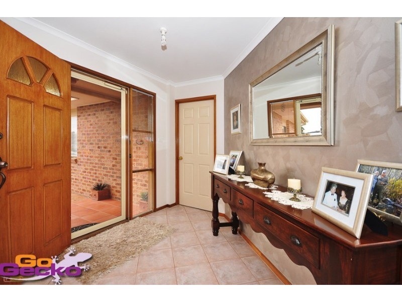 7 Menzies Court, Banks ACT 2906