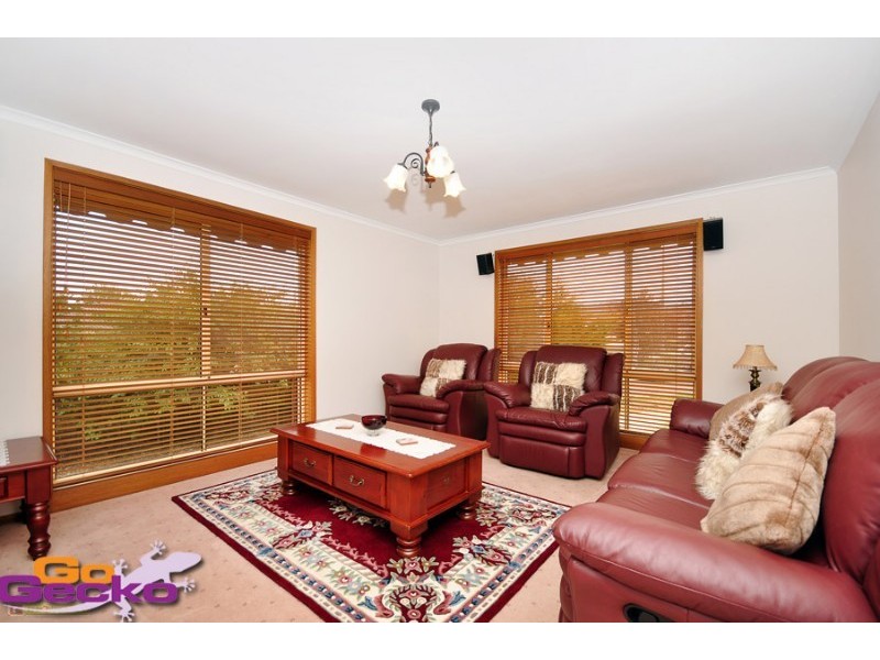 7 Menzies Court, Banks ACT 2906