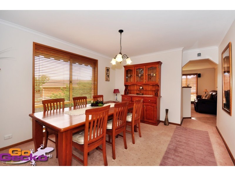 7 Menzies Court, Banks ACT 2906