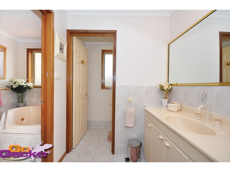 7 Menzies Court, Banks ACT 2906