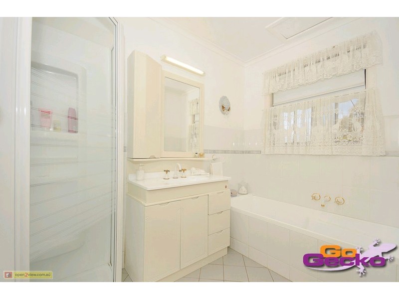 33 Port Arthur Street, Lyons ACT 2606