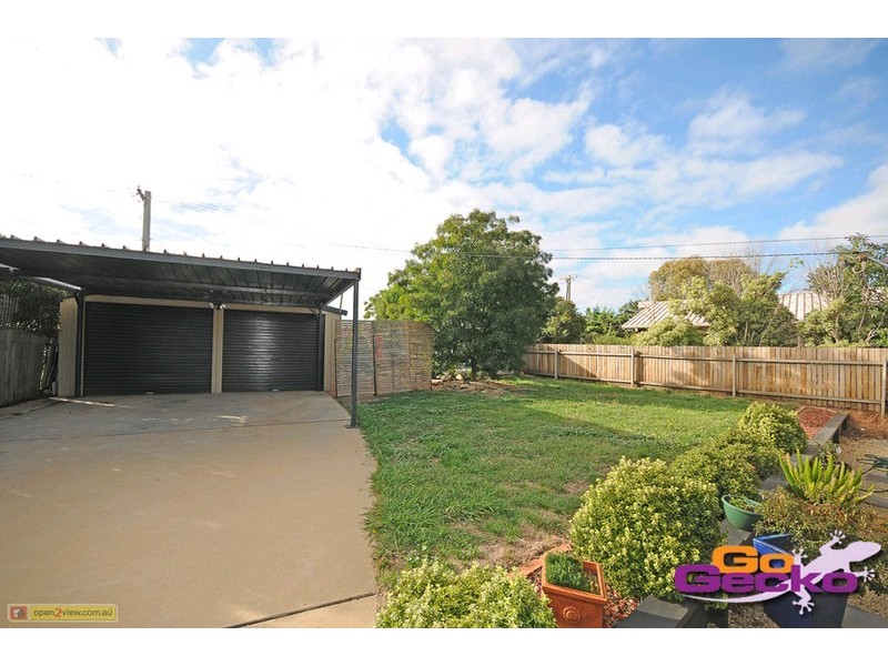 18 Carter Crescent, Calwell ACT 2905