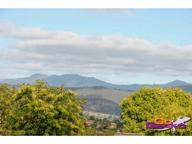 18 Carter Crescent, Calwell ACT 2905