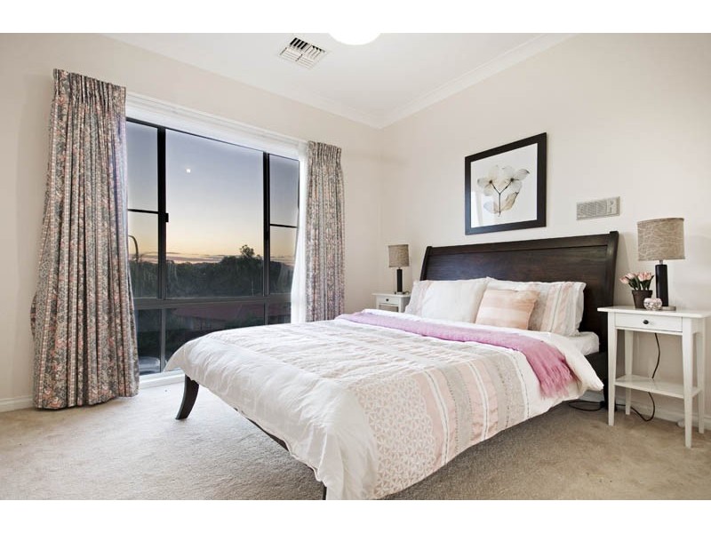 41 Buntine Crescent, Isaacs ACT 2607