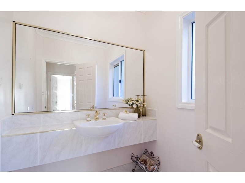 41 Buntine Crescent, Isaacs ACT 2607
