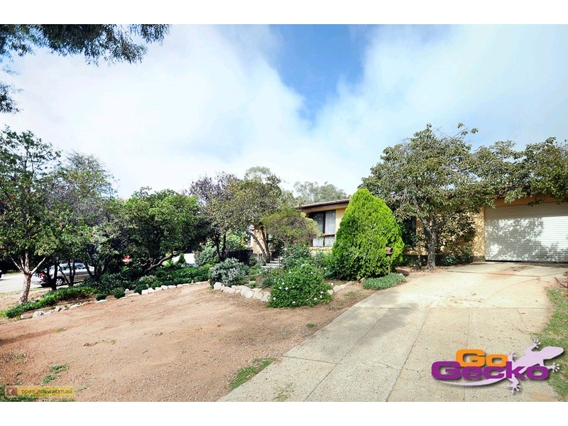 11 Cleland Street, Latham ACT 2615