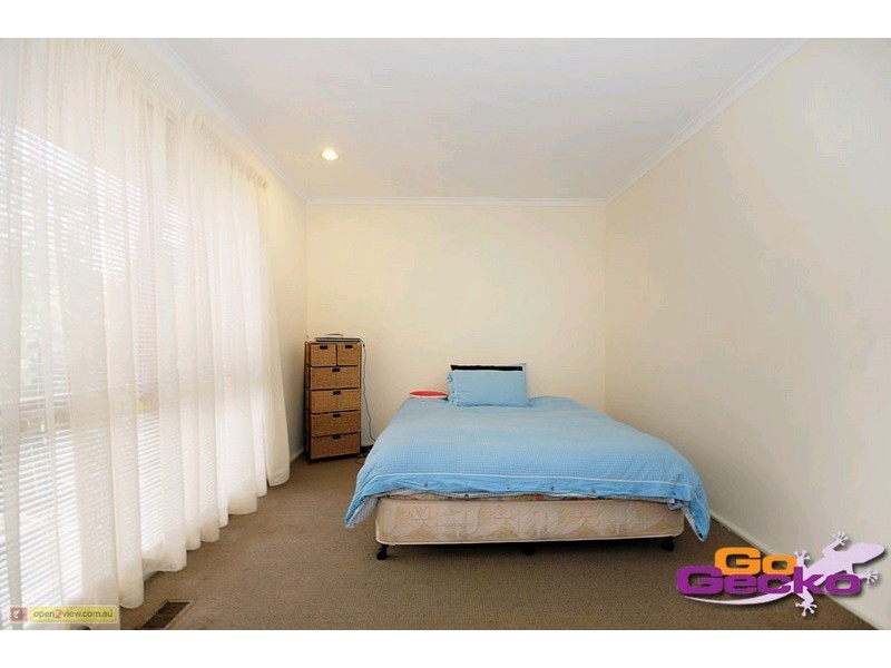 11 Cleland Street, Latham ACT 2615