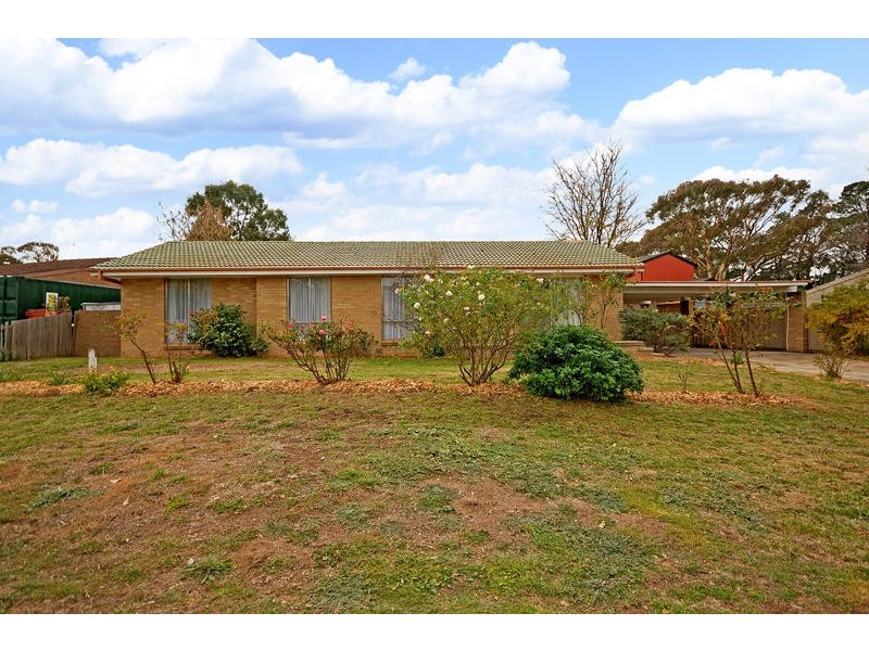 4 Gleeson Place, Kambah ACT 2902