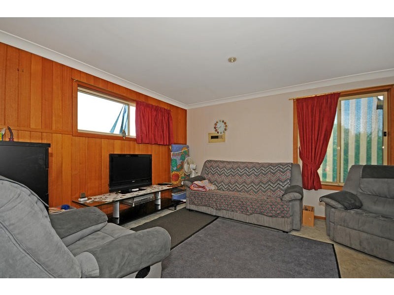 13 Thomas Hart Street, Banks ACT 2906