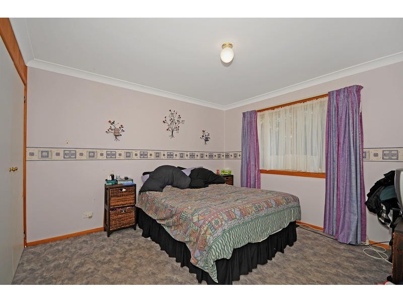 13 Thomas Hart Street, Banks ACT 2906