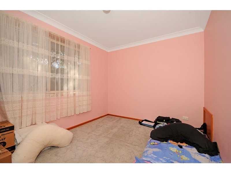 13 Thomas Hart Street, Banks ACT 2906