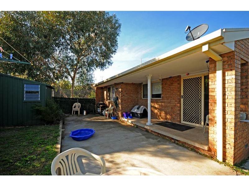 13 Thomas Hart Street, Banks ACT 2906