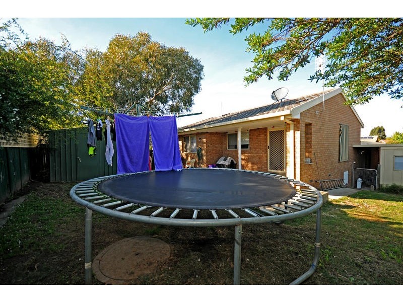 13 Thomas Hart Street, Banks ACT 2906