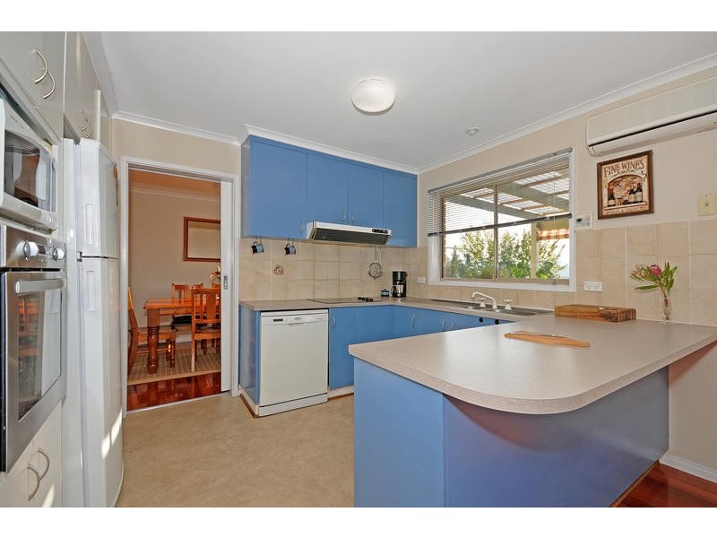 15 Parfitt Crescent, Calwell ACT 2905