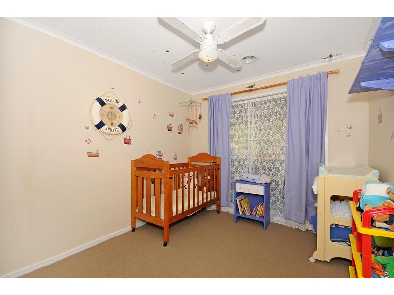 15 Parfitt Crescent, Calwell ACT 2905