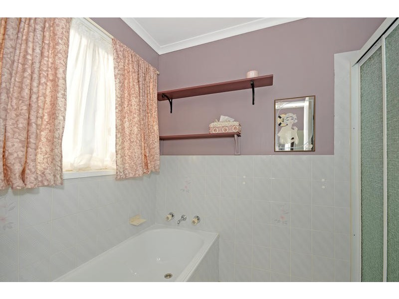 15 Parfitt Crescent, Calwell ACT 2905